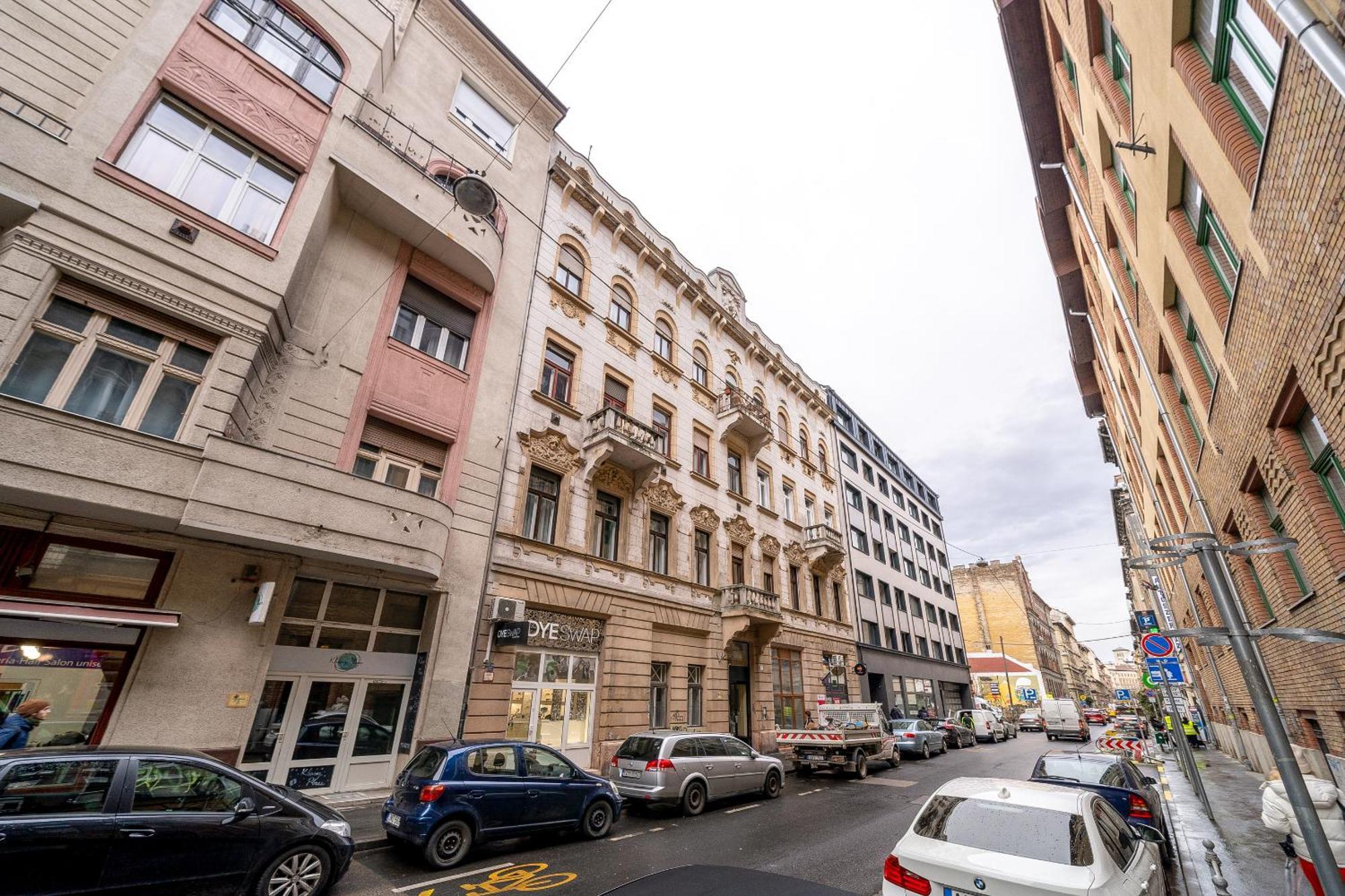 Budapest Magic Exotic In Downtown المظهر الخارجي الصورة