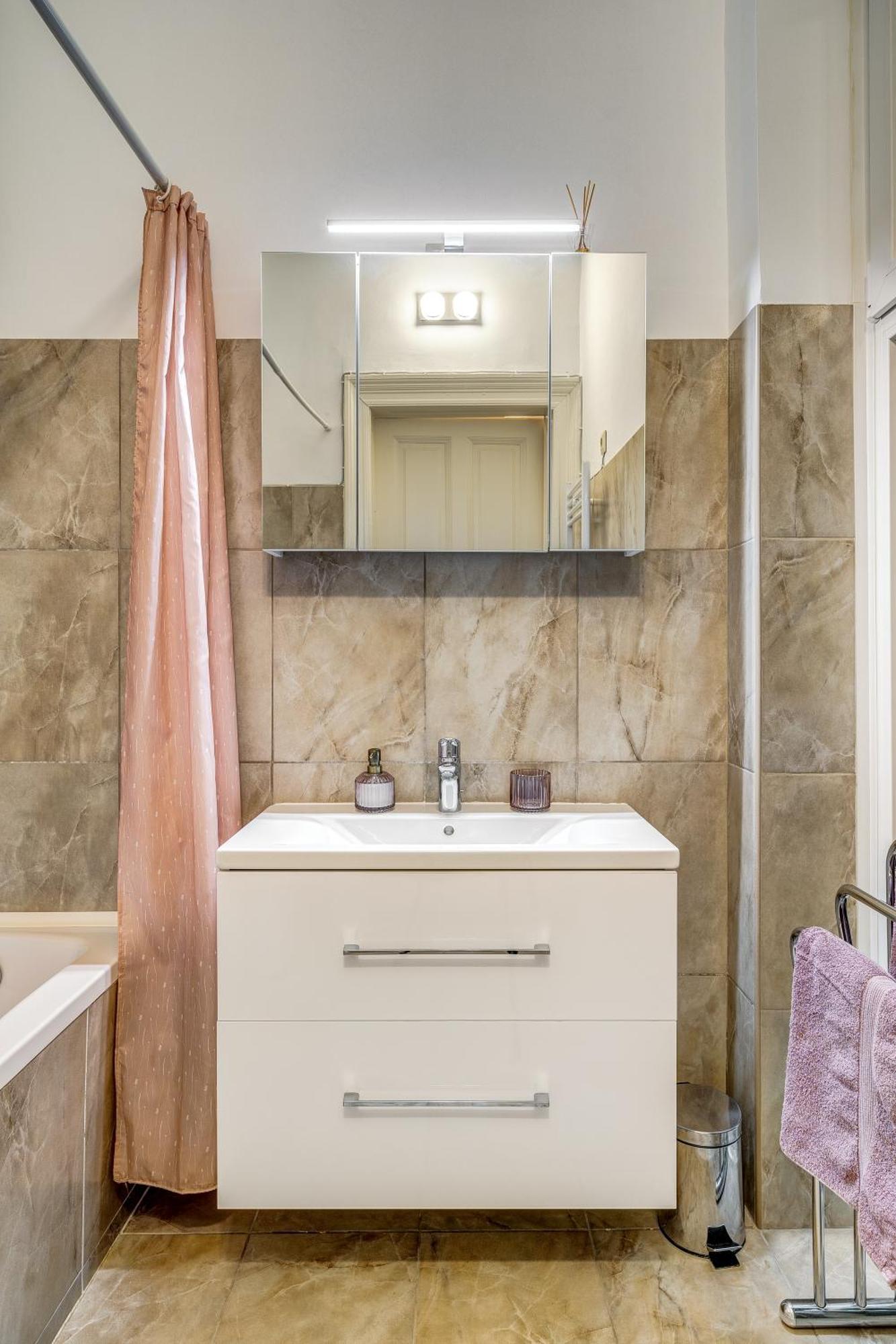 Budapest Magic Exotic In Downtown المظهر الخارجي الصورة
